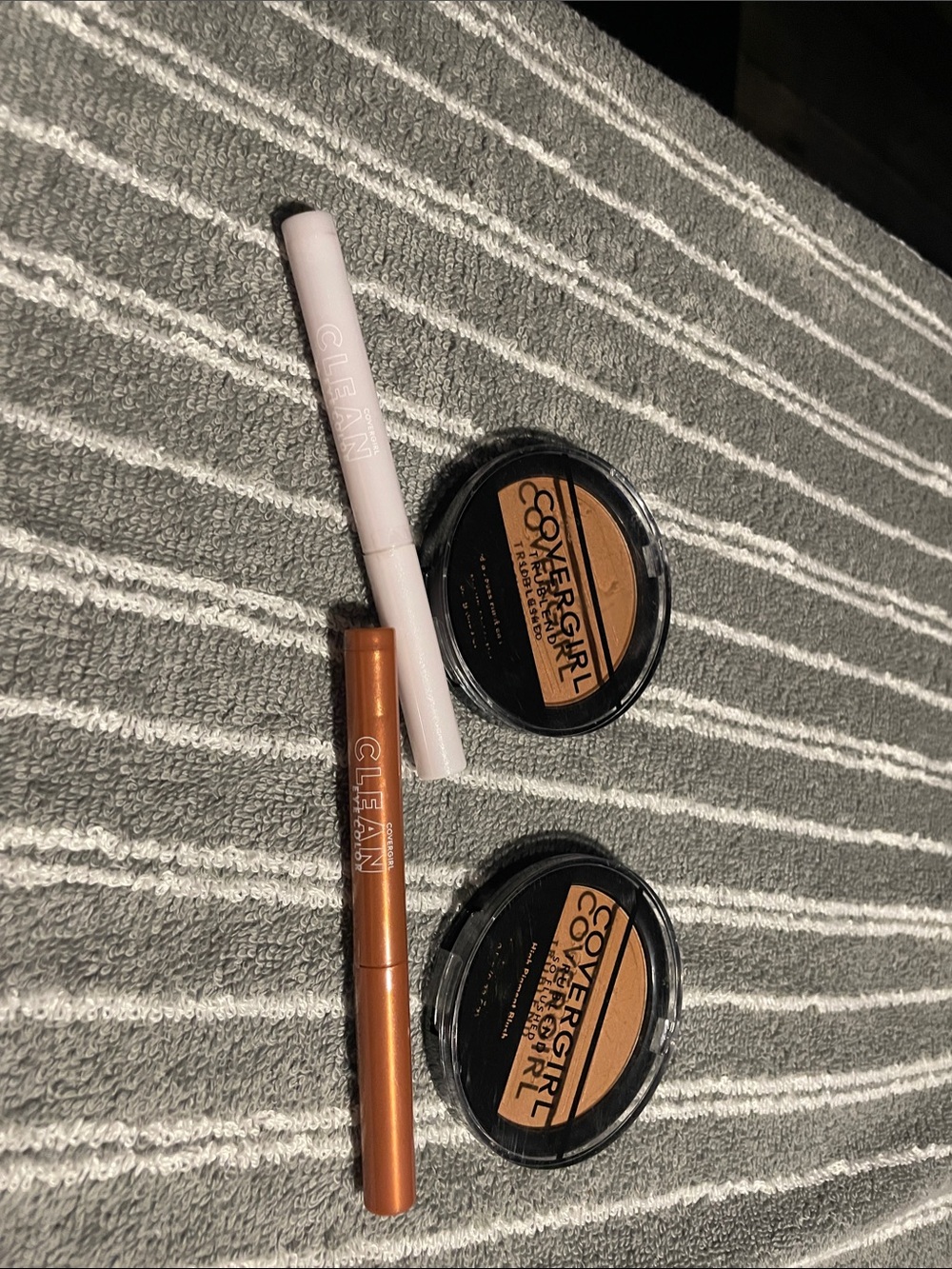 CoverGirl Bronzer w/ eye color duo
